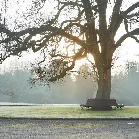Netherby Hall By Underthedoormat Apartamento *