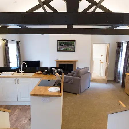 Netherby Hall By Underthedoormat Apartamento